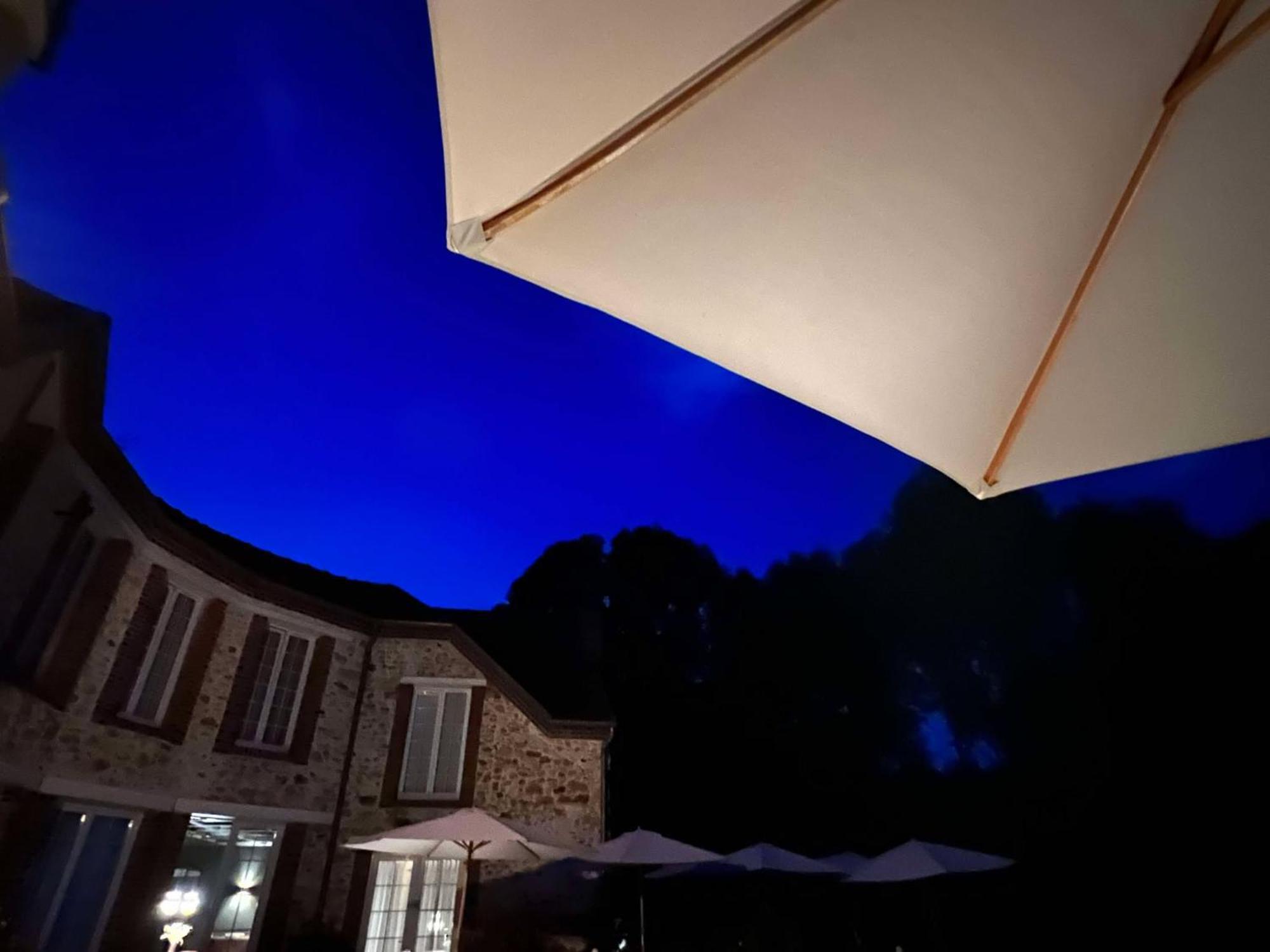 Le Petit Château Baye  Exterior foto